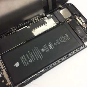 iPhone7のバッテリー交換修理