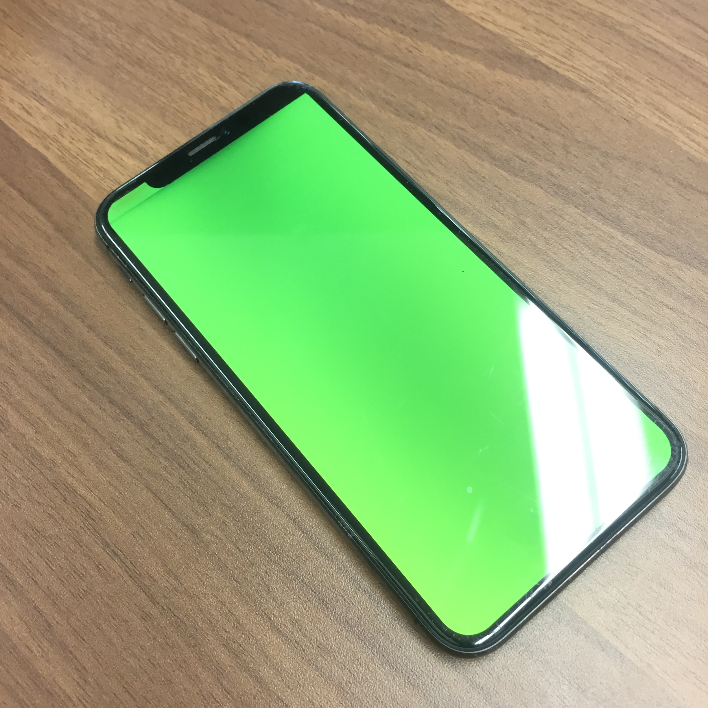 iPhoneXの液晶修理
