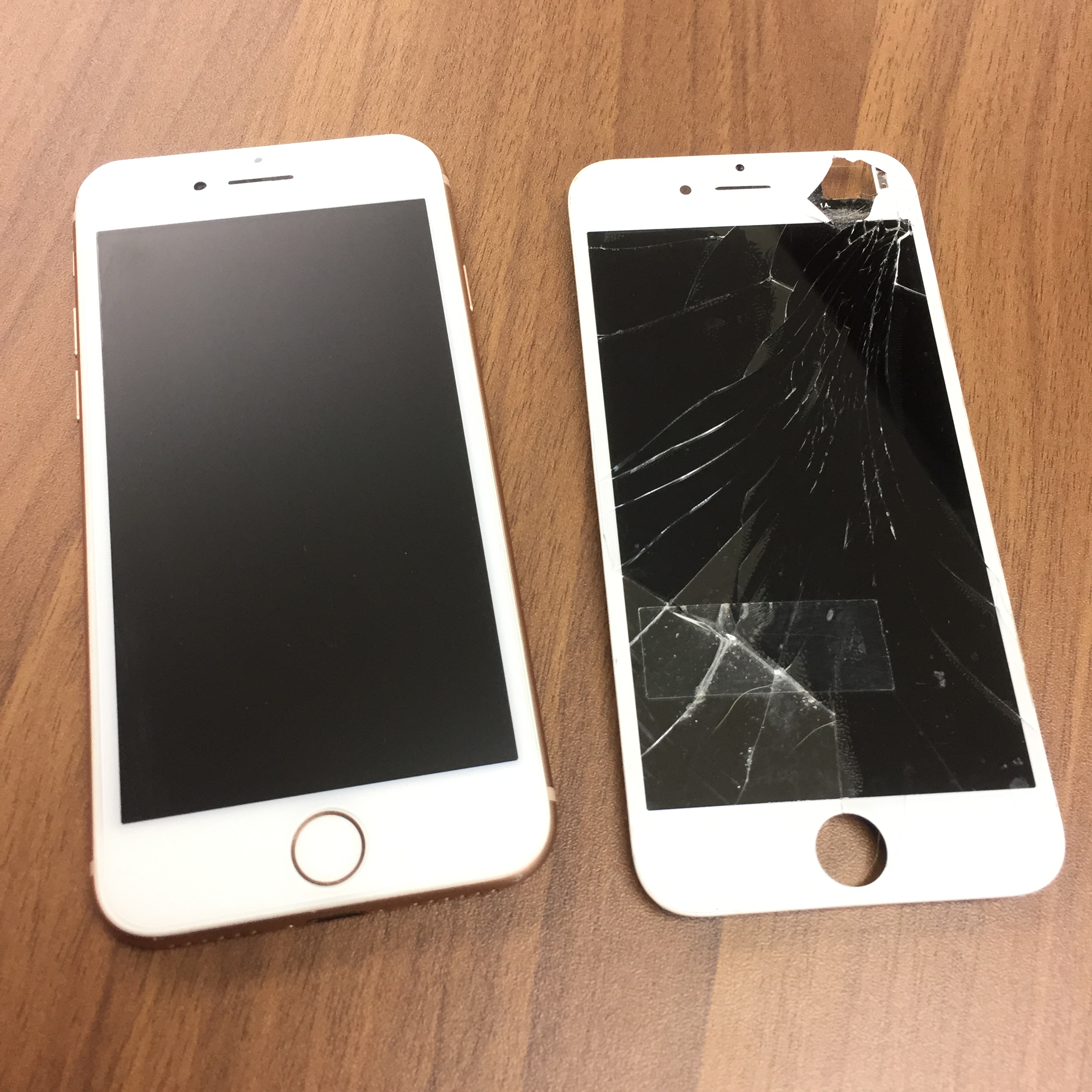 iPhone6のガラス割れ修理