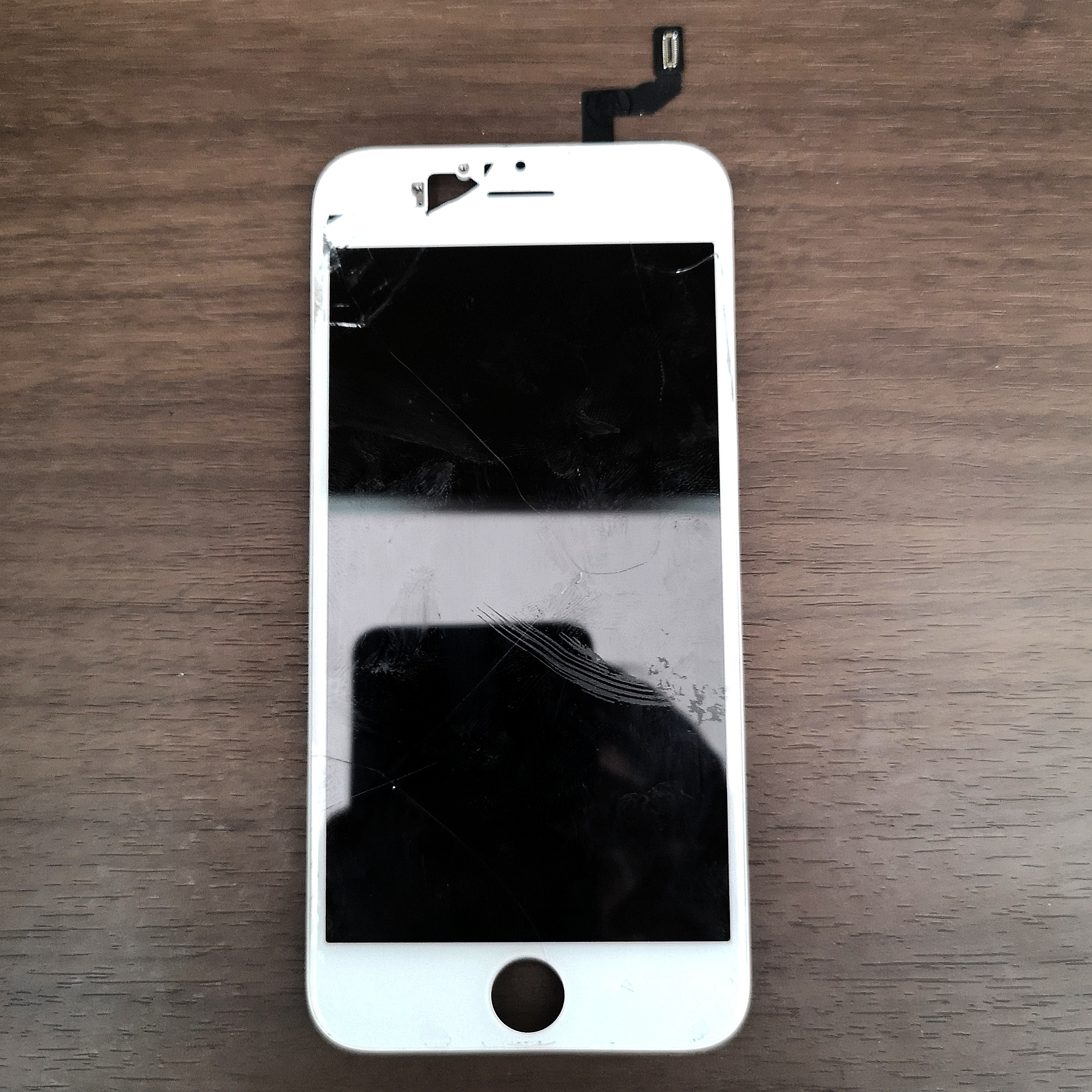 iPhone 6s ホワイト 白 液晶交換 破損 タッチ不良 液晶不良