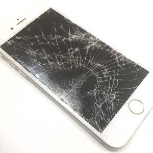 iPhone6Sの画面割れ修理(フロントパネル交換)を行いました!
