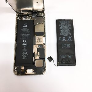 iPhoneSE バッテリー交換