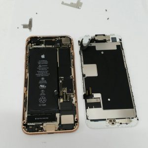 iPhone8 液晶画面交換