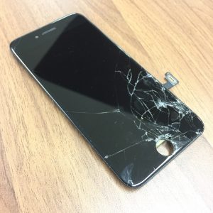 iPhone7のフロントパネル修理