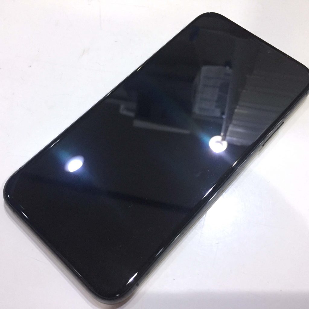 iPhone XS ガラスコーティング