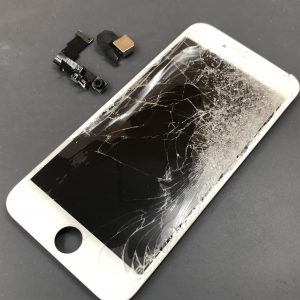iPhone 6 液晶・アウトカメラ・近接センサー交換