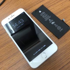 iPhone8 バッテリー交換
