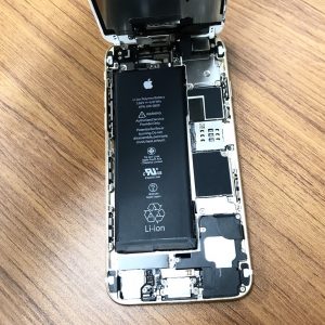 iPhone6s　バッテリー交換