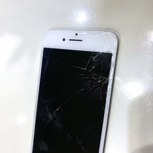 iPhone６　ガラスパネル交換