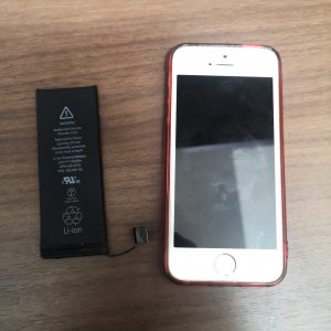iPhone 5s バッテリー交換 電池交換 経年劣化 ホワイト 白 長野市 アイフォン 携帯修理