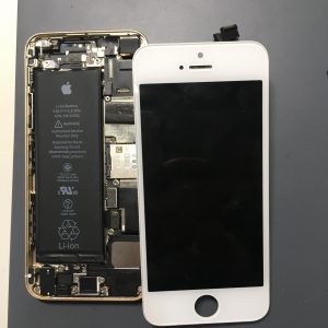 iPhone SE　液晶交換
