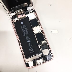 iPhone6s　バッテリー交換