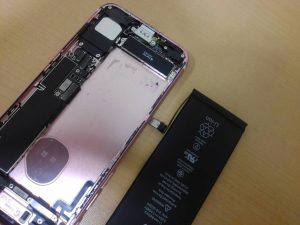 上越市 iPhone7 バッテリー交換