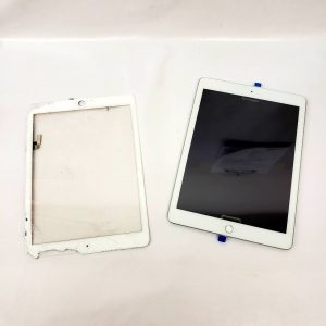 iPad5　デジタイザー交換