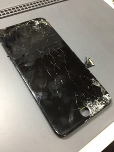 iPhone7plus フロントパネル交換