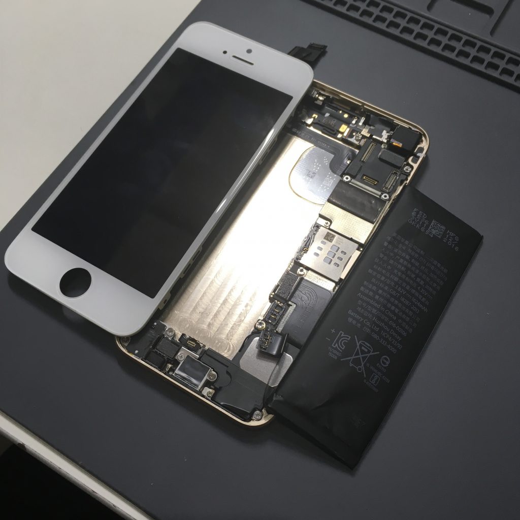 iPhone SE バッテリー交換