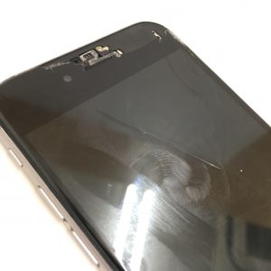 iPhone6S　ガラスパネル交換
