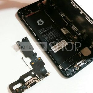 上越店 iPhone7 ライトニング修理