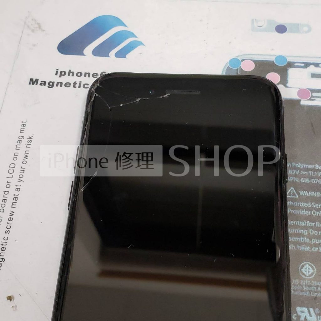 iPhone8 ガラスパネル交換
