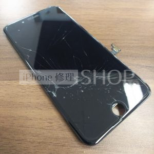 iPhone8Plsuフロントガラス修理