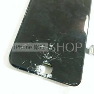 上越店 iPhone8 液晶画面交換