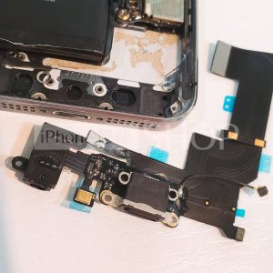 上越店 iPhone5S ライトニング修理