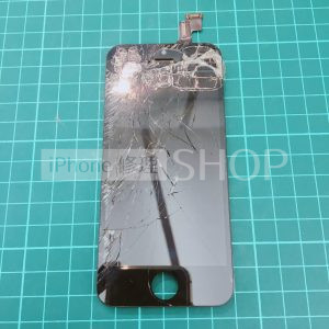 iPhone5C 液晶画面交換