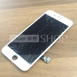 iPhone8ガラス修理