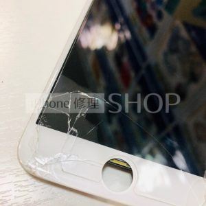 上越店 iPhone7 パネル交換