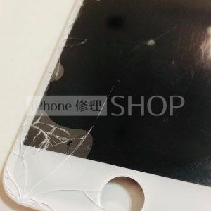 上越店 iPhone6s フロントパネル交換