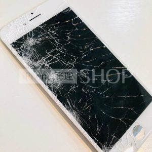 上越店 iPhone7 液晶交換