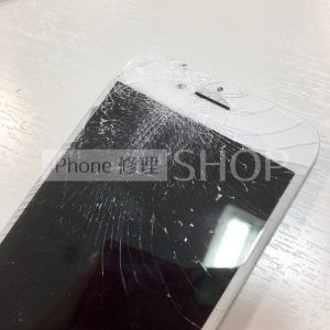 上越店 iPhone8 液晶交換