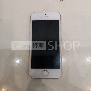 iPhone SE ホワイト パネル・液晶 パーツ交換 画面割れ 画面修理 iPhone スマートフォン スマホ 携帯修理 川口市 西川口