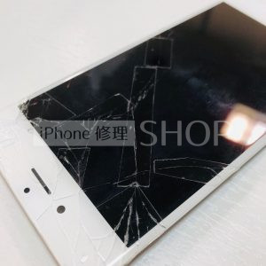 上越店 iPhone6 パネル交換