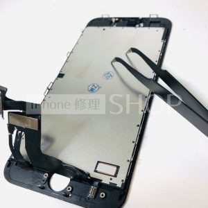 上越店 iPhone8 液晶交換
