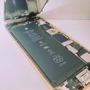 iPhone6Splus バッテリー交換