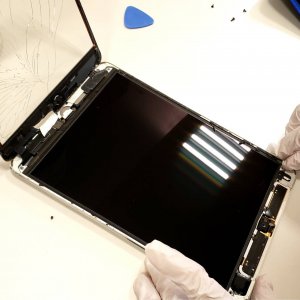 イオン新潟青山店 iPad mini2デジタイザー交換修理