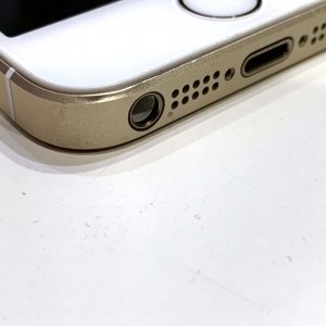 iPhoneSE　イヤホンジャック修理
