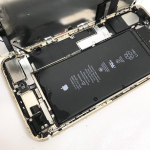 iPhone7+ 水没修理