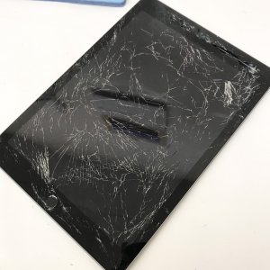 iPad6　デジタイザー交換