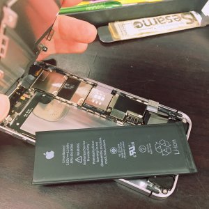 iPhoneSE バッテリー交換