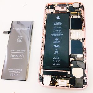 iPhone6S バッテリー交換
