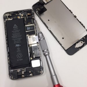 イオン新潟青山店 iPhone5s バッテリー交換