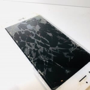 上越店 iPhone6S 液晶交換