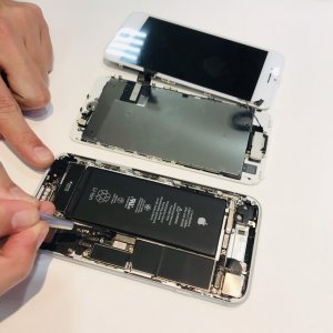 イオン新潟青山店　iPhone７パネル交換修理
