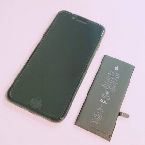 上越店 iPhone8 バッテリー交換
