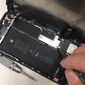 イオン新潟青山店 iPhone7バッテリー交換修理