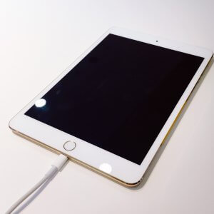 イオン新潟青山店 iPad mini3 バッテリー交換