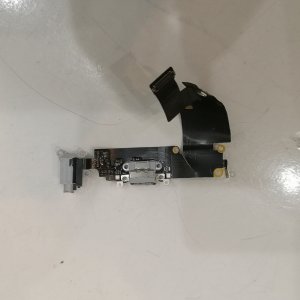 iPhone 6+ ライトニング交換 スマートフォン スマホ 携帯修理 川口市 西川口