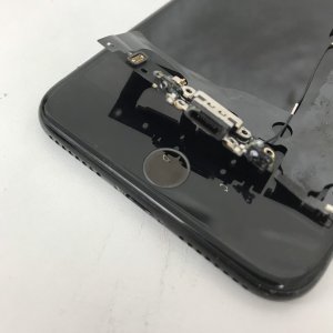iPhone7Plus ライトニング交換修理